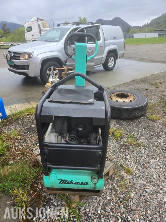 2012 Mikasa MVH-502DSB Vibroplate - ingen minstepris
