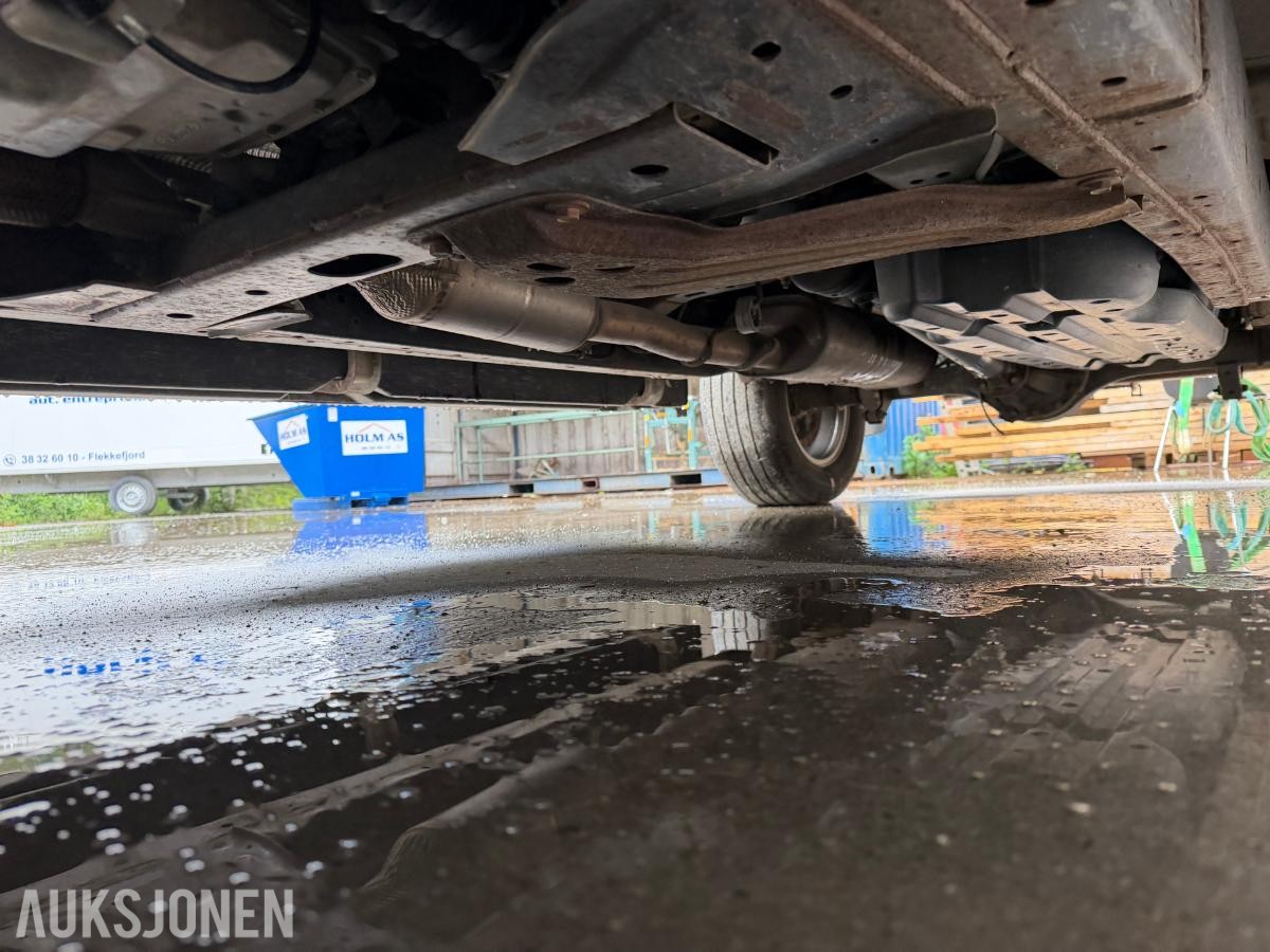 2018 FORD RANGER 4X4 AUTOMAT LIMITED HENGERFESTE NAVIGASJON SKINN CRUICE
