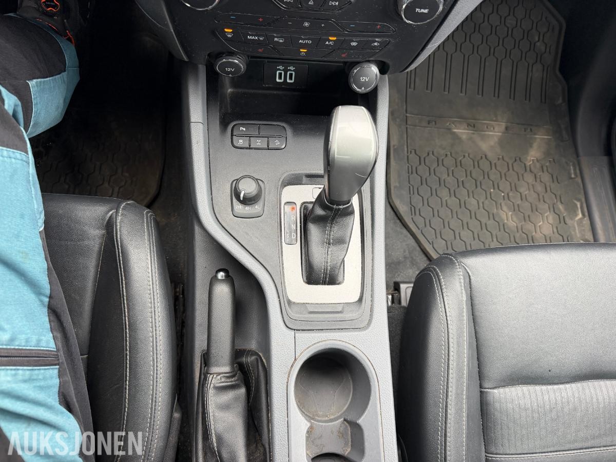 2018 FORD RANGER 4X4 AUTOMAT LIMITED HENGERFESTE NAVIGASJON SKINN CRUICE