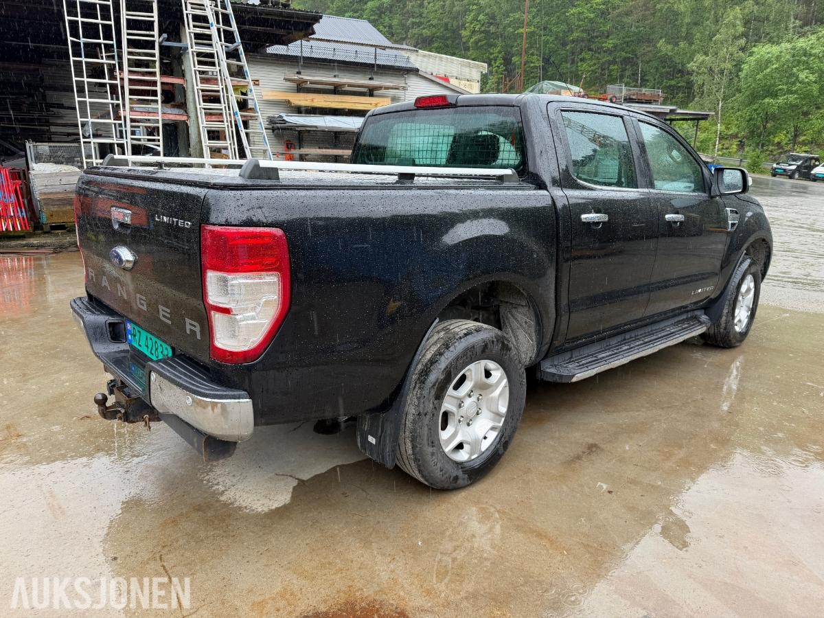 2018 FORD RANGER 4X4 AUTOMAT LIMITED HENGERFESTE NAVIGASJON SKINN CRUICE