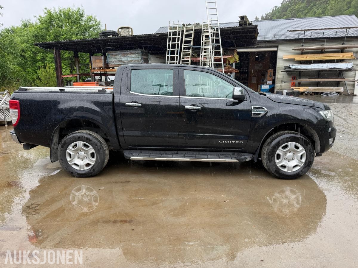 2018 FORD RANGER 4X4 AUTOMAT LIMITED HENGERFESTE NAVIGASJON SKINN CRUICE