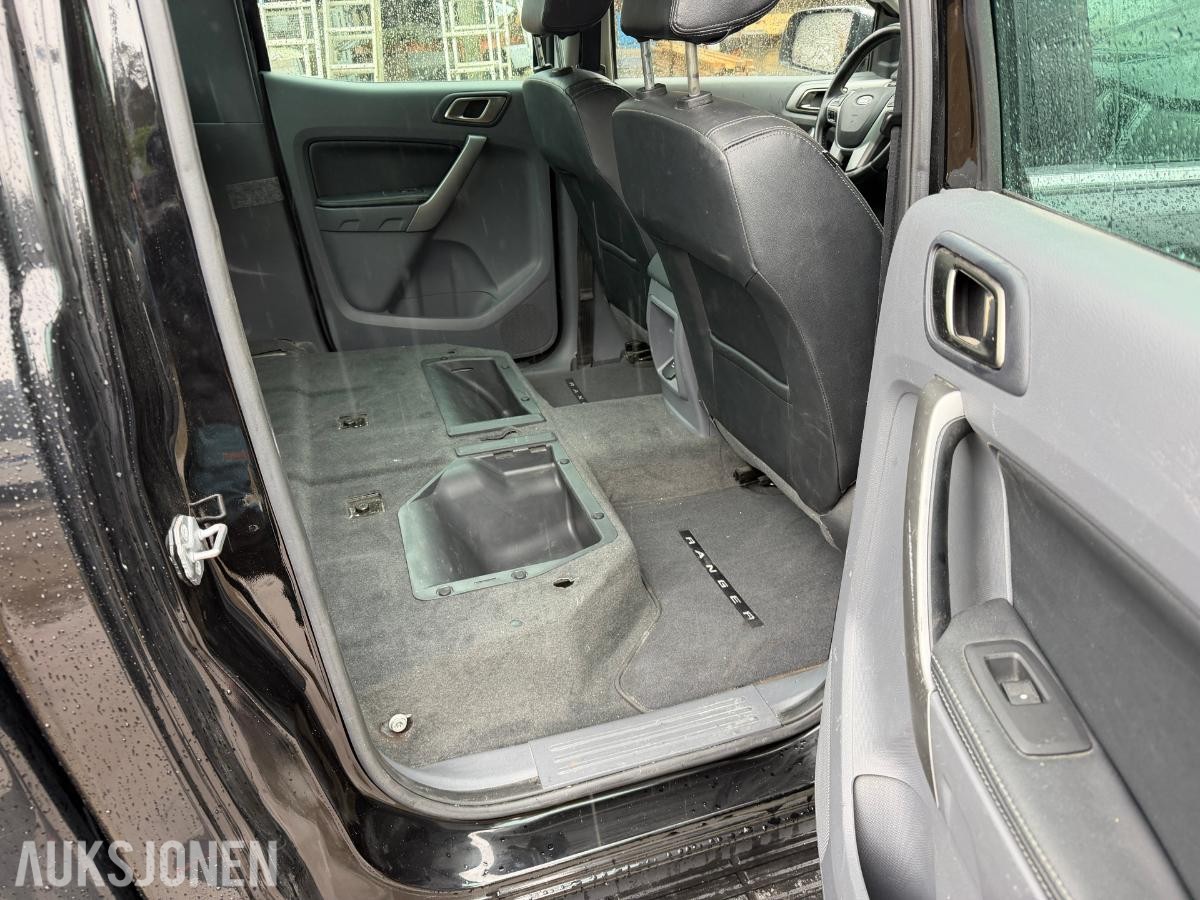 2018 FORD RANGER 4X4 AUTOMAT LIMITED HENGERFESTE NAVIGASJON SKINN CRUICE