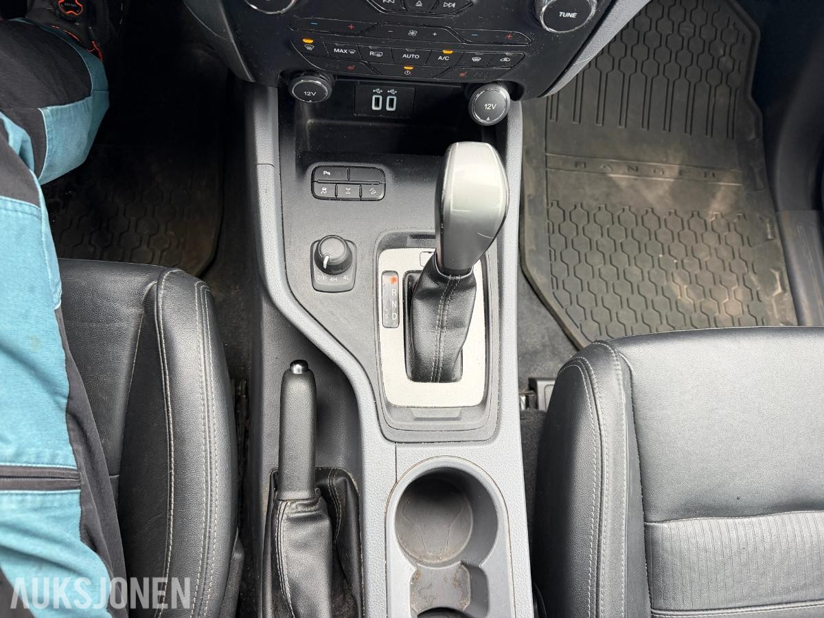 2018 FORD RANGER 4X4 AUTOMAT LIMITED HENGERFESTE NAVIGASJON SKINN CRUICE