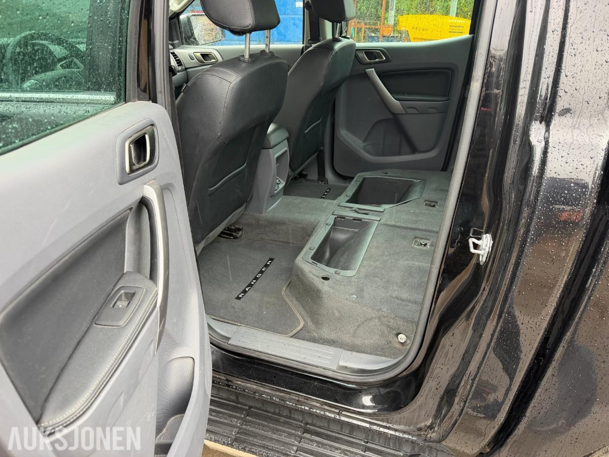 2018 FORD RANGER 4X4 AUTOMAT LIMITED HENGERFESTE NAVIGASJON SKINN CRUICE