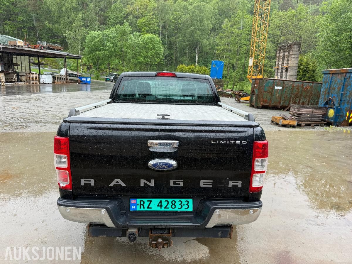 2018 FORD RANGER 4X4 AUTOMAT LIMITED HENGERFESTE NAVIGASJON SKINN CRUICE