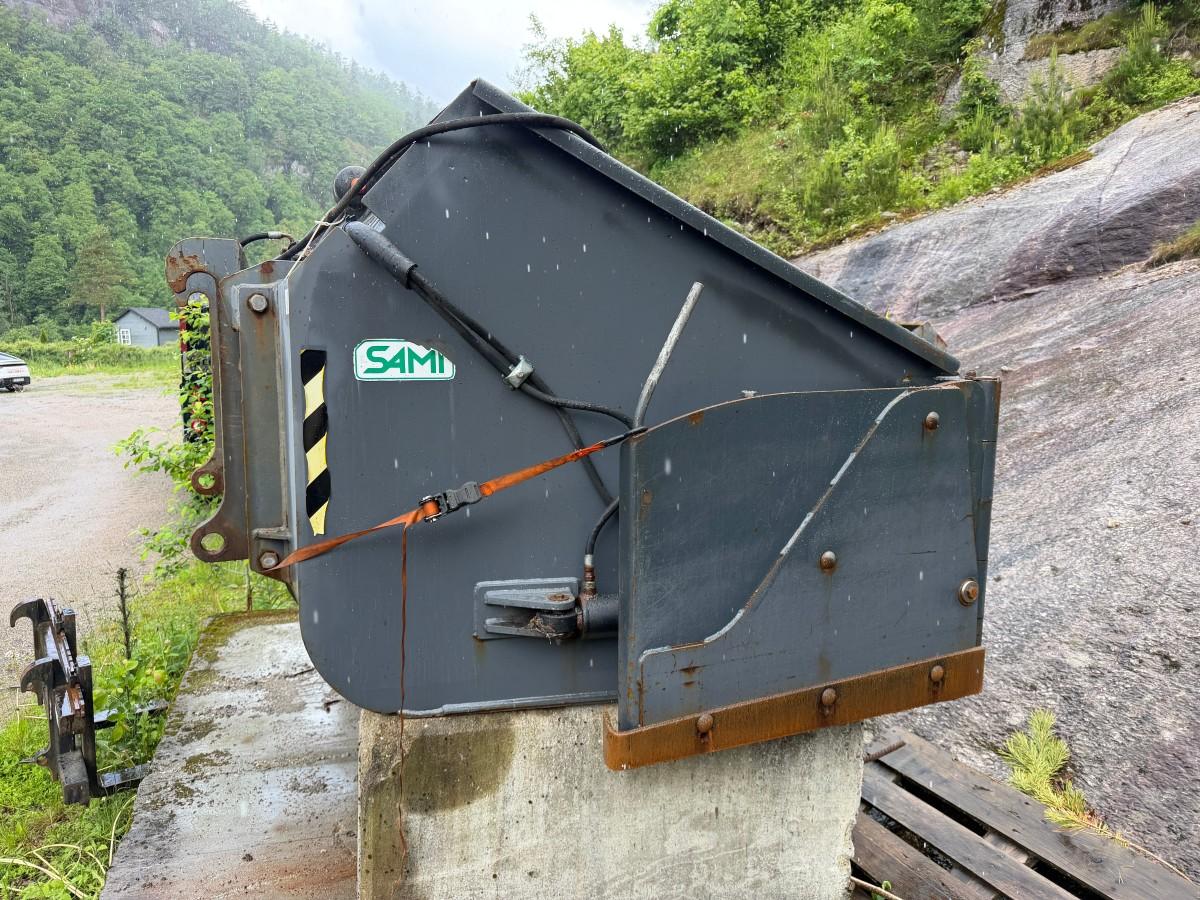 2013 SAMI HYDRAULISK VINGESKUFF 2600 SBM MED STORT BM-FESTE