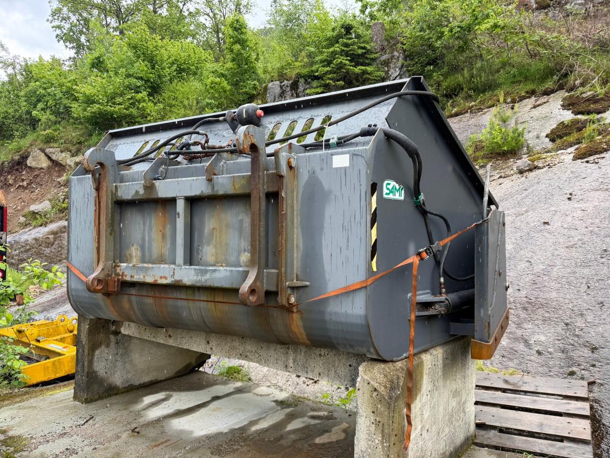 2013 SAMI HYDRAULISK VINGESKUFF 2600 SBM MED STORT BM-FESTE