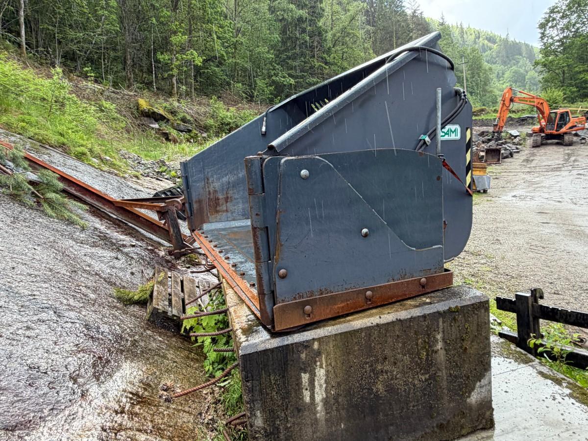 2013 SAMI HYDRAULISK VINGESKUFF 2600 SBM MED STORT BM-FESTE