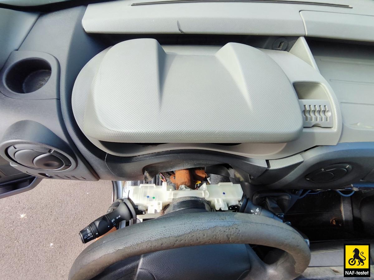 2015 Renault Master 2,3 dCi 165 HK L2 HENGERFESTE 3-SETER