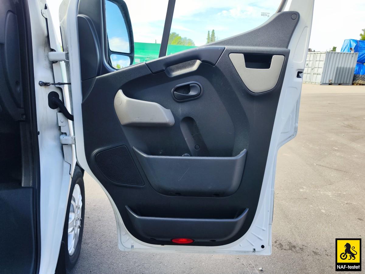 2015 Renault Master 2,3 dCi 165 HK L2 HENGERFESTE 3-SETER