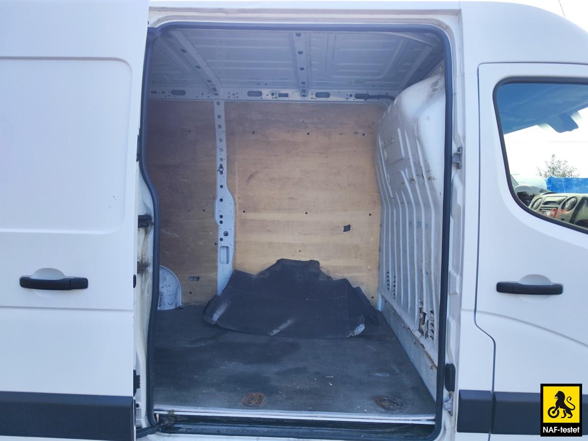 2015 Renault Master 2,3 dCi 165 HK L2 HENGERFESTE 3-SETER