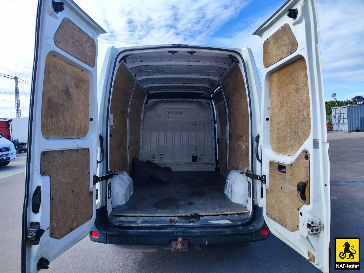 2015 Renault Master 2,3 dCi 165 HK L2 HENGERFESTE 3-SETER