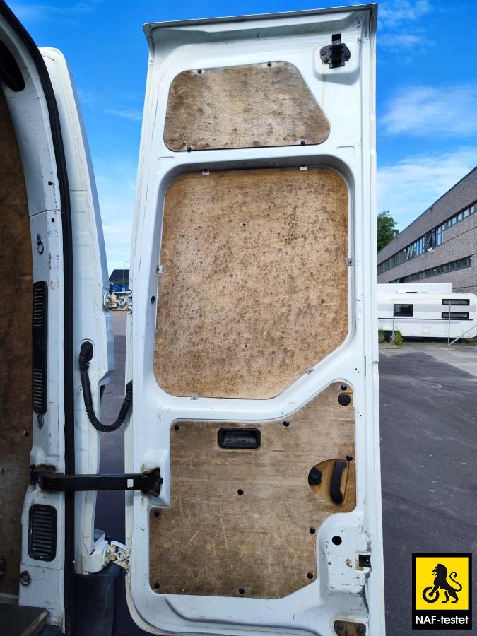 2015 Renault Master 2,3 dCi 165 HK L2 HENGERFESTE 3-SETER