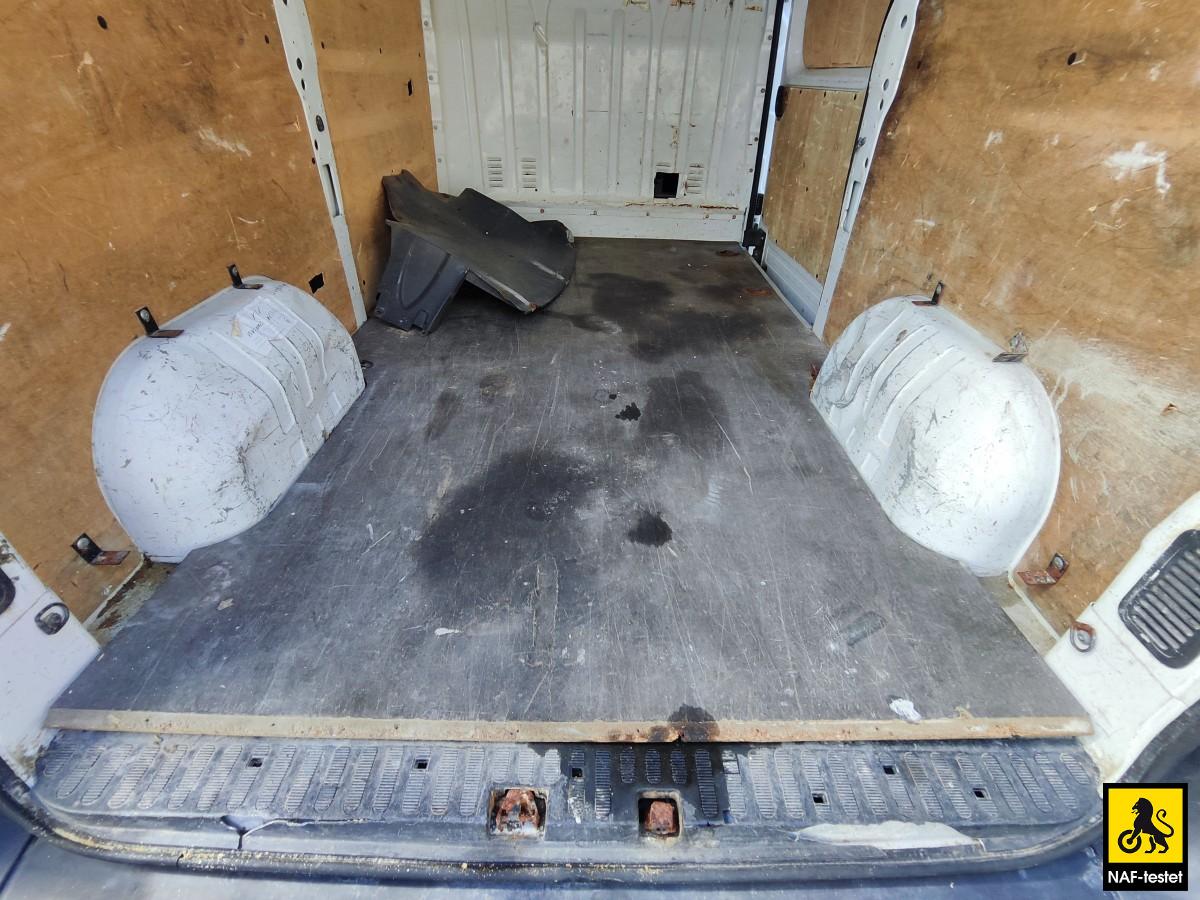 2015 Renault Master 2,3 dCi 165 HK L2 HENGERFESTE 3-SETER