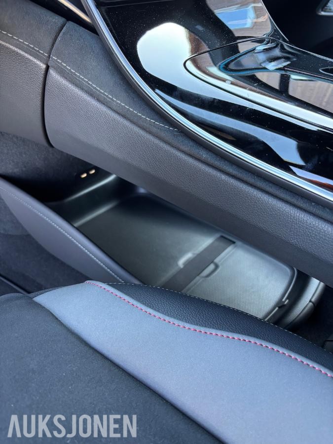 2025 Mercedes-Benz EQE 350 4MATIC 1700kg hengervekt. AMG line, Burmester, Bakhjulsstyring