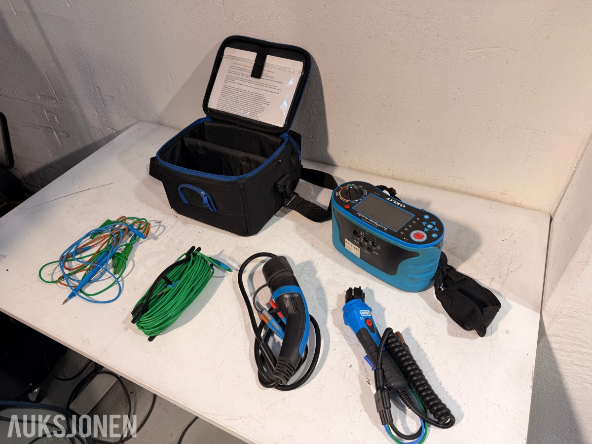 ELIT EuroMaster AutoEv installasjonstester med EV-pluggadapter og tilbehør