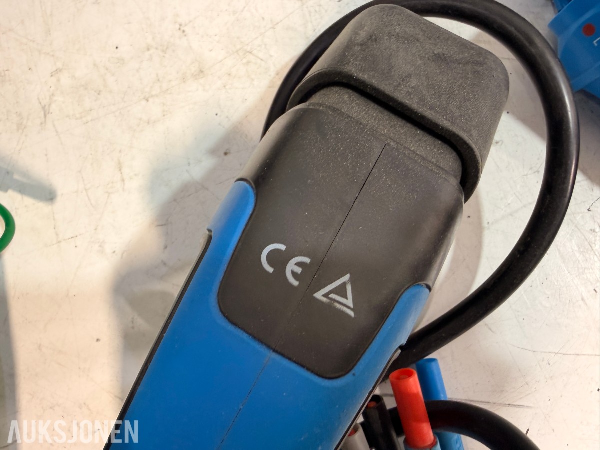 ELIT EuroMaster AutoEv installasjonstester med EV-pluggadapter og tilbehør