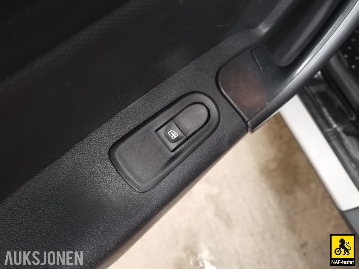 2016 Dacia DUSTER 1.5 D 109HK 4WD HENGERFESTE CRUISE PARKERINGSSENSORER