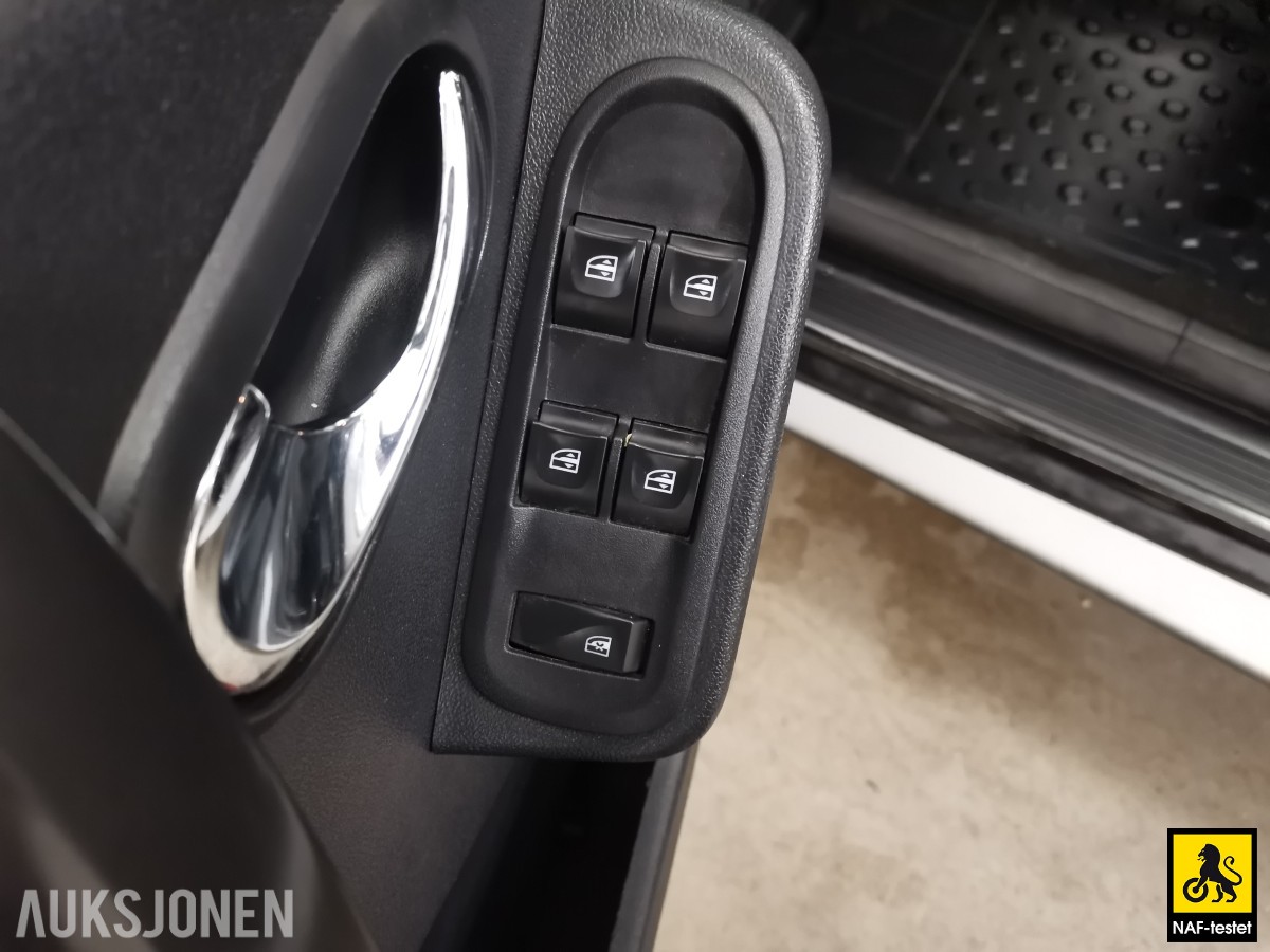 2016 Dacia DUSTER 1.5 D 109HK 4WD HENGERFESTE CRUISE PARKERINGSSENSORER