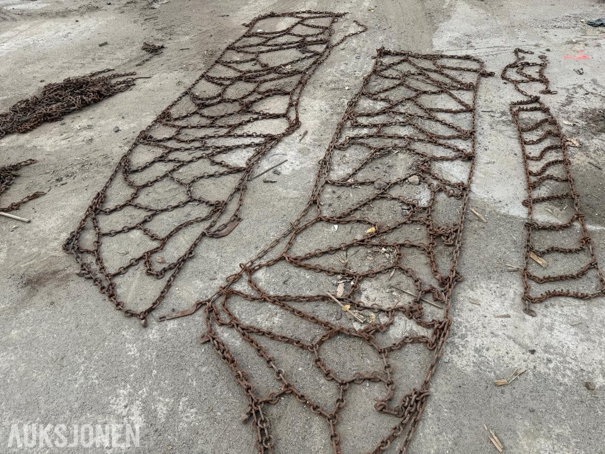 Eksosdeler Moxy og kjettinger