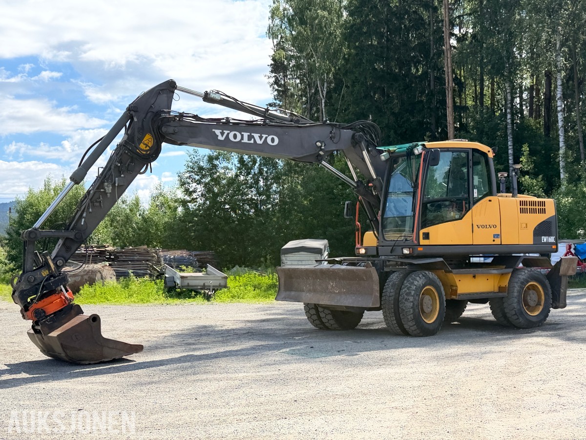 2008 Volvo EW160C med tiltrotator og skuffe