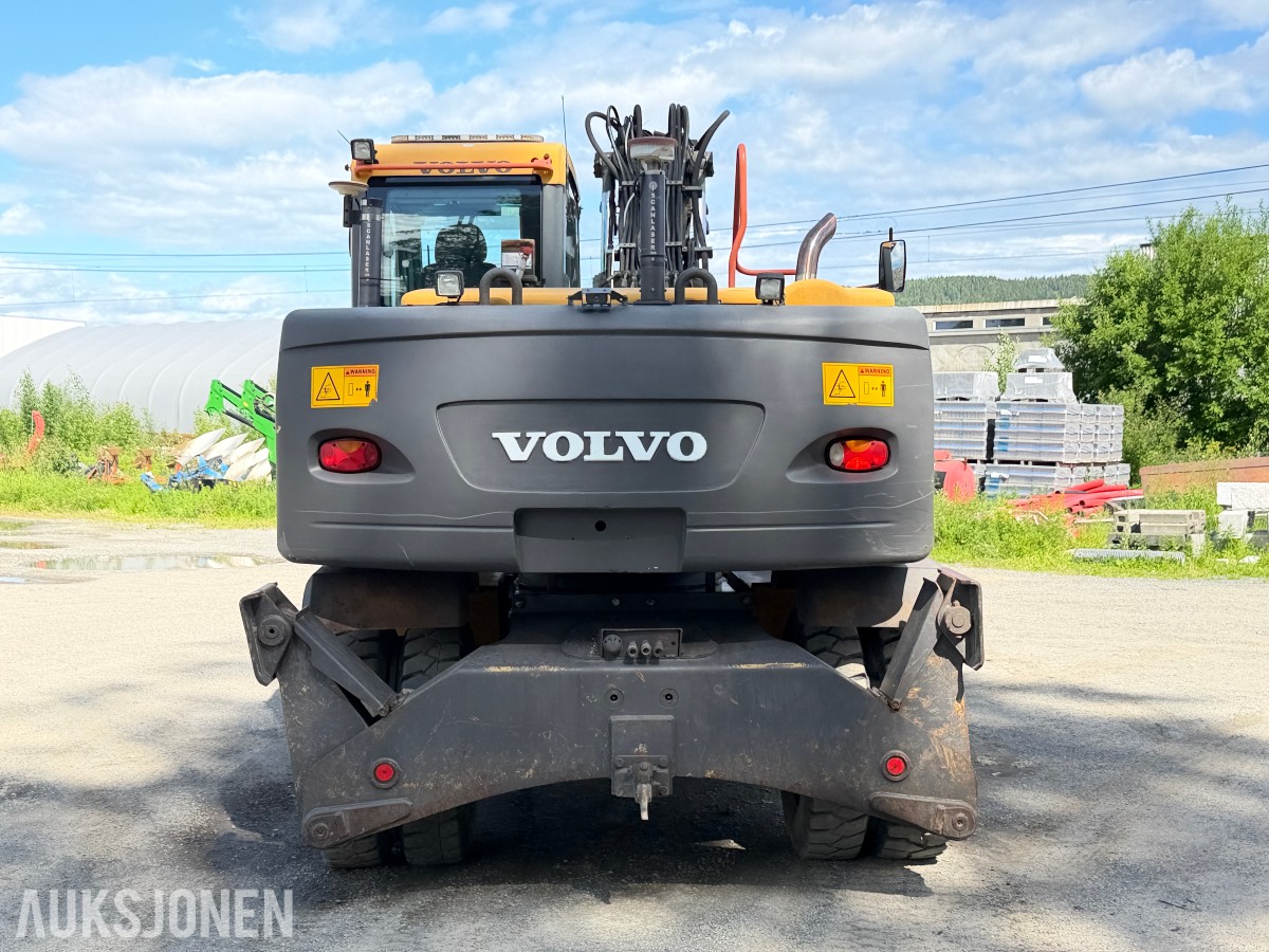 2008 Volvo EW160C med tiltrotator og skuffe
