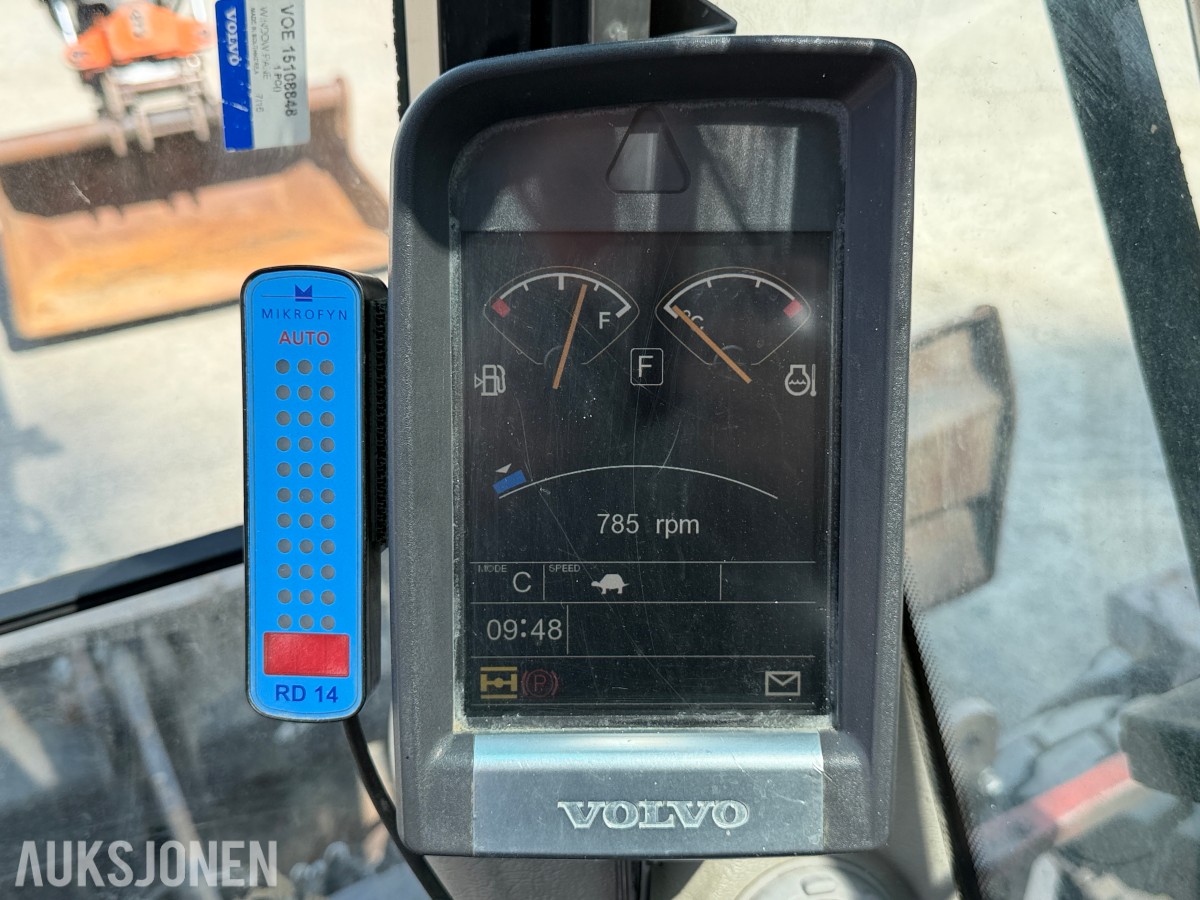 2008 Volvo EW160C med tiltrotator og skuffe