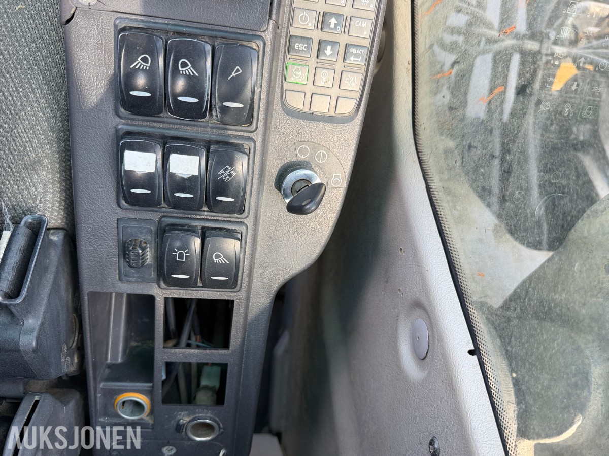 2008 Volvo EW160C med tiltrotator og skuffe