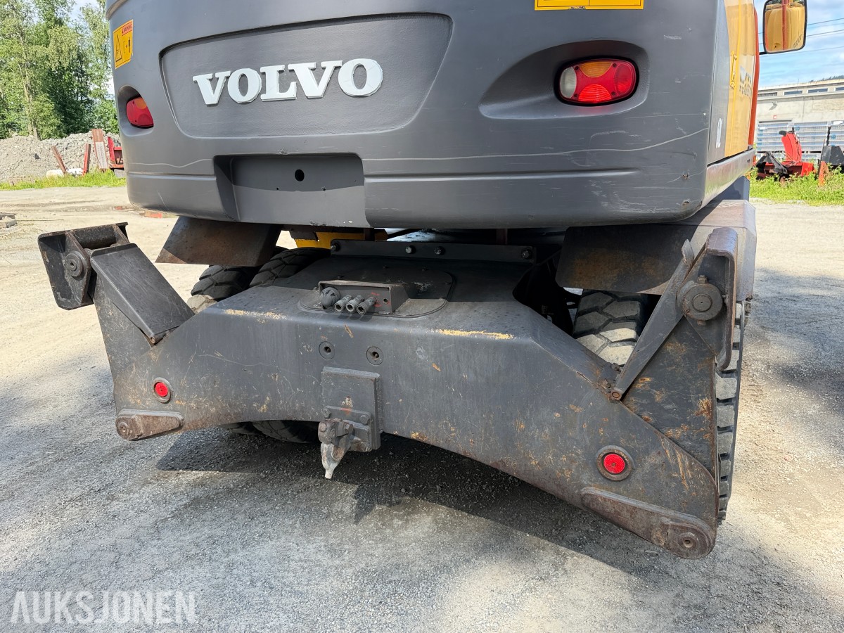 2008 Volvo EW160C med tiltrotator og skuffe