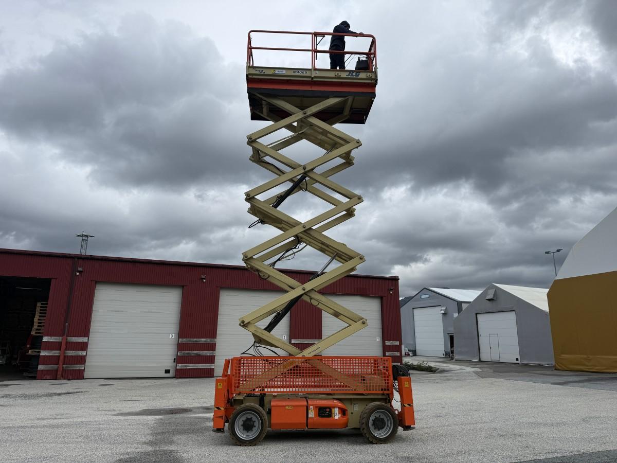 2007 JLG M4069 Sakslift 4x4 – Batteri/Hybrid
