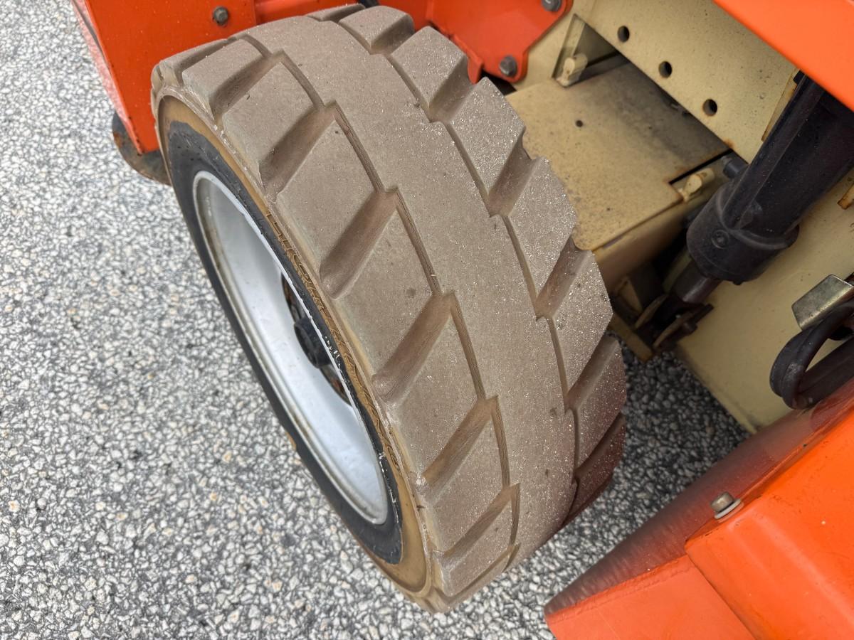 2007 JLG M4069 Sakslift 4x4 – Batteri/Hybrid