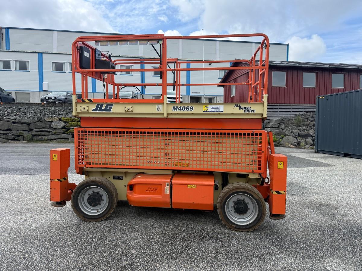2007 JLG M4069 Sakslift 4x4 – Batteri/Hybrid