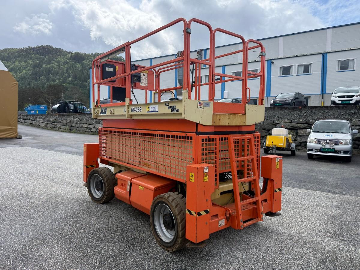 2007 JLG M4069 Sakslift 4x4 – Batteri/Hybrid