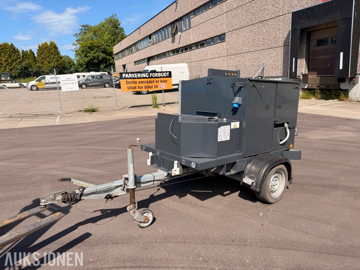 2011 Wacker Neuson HSH350 hydronisk overflatevarmer / teletiner på tilhenger