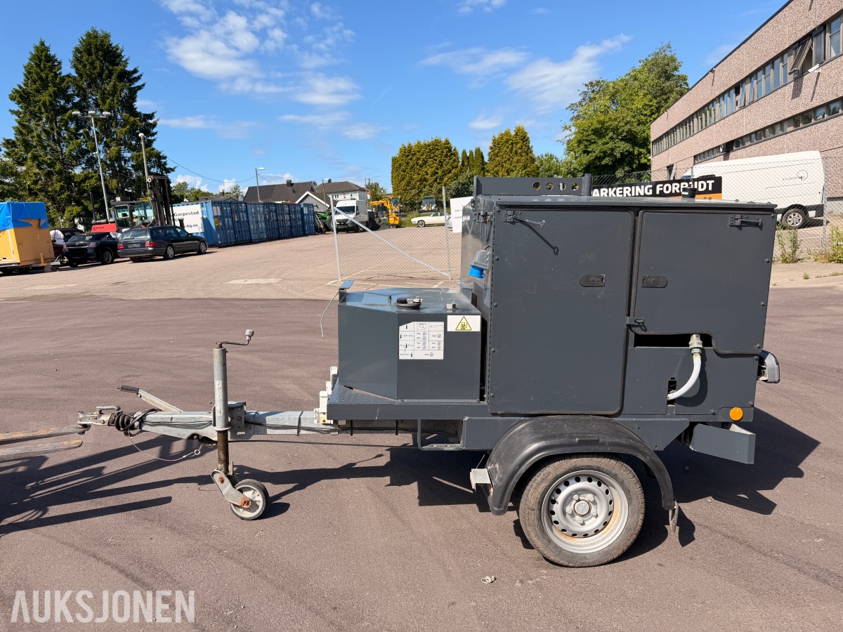 2011 Wacker Neuson HSH350 hydronisk overflatevarmer / teletiner på tilhenger