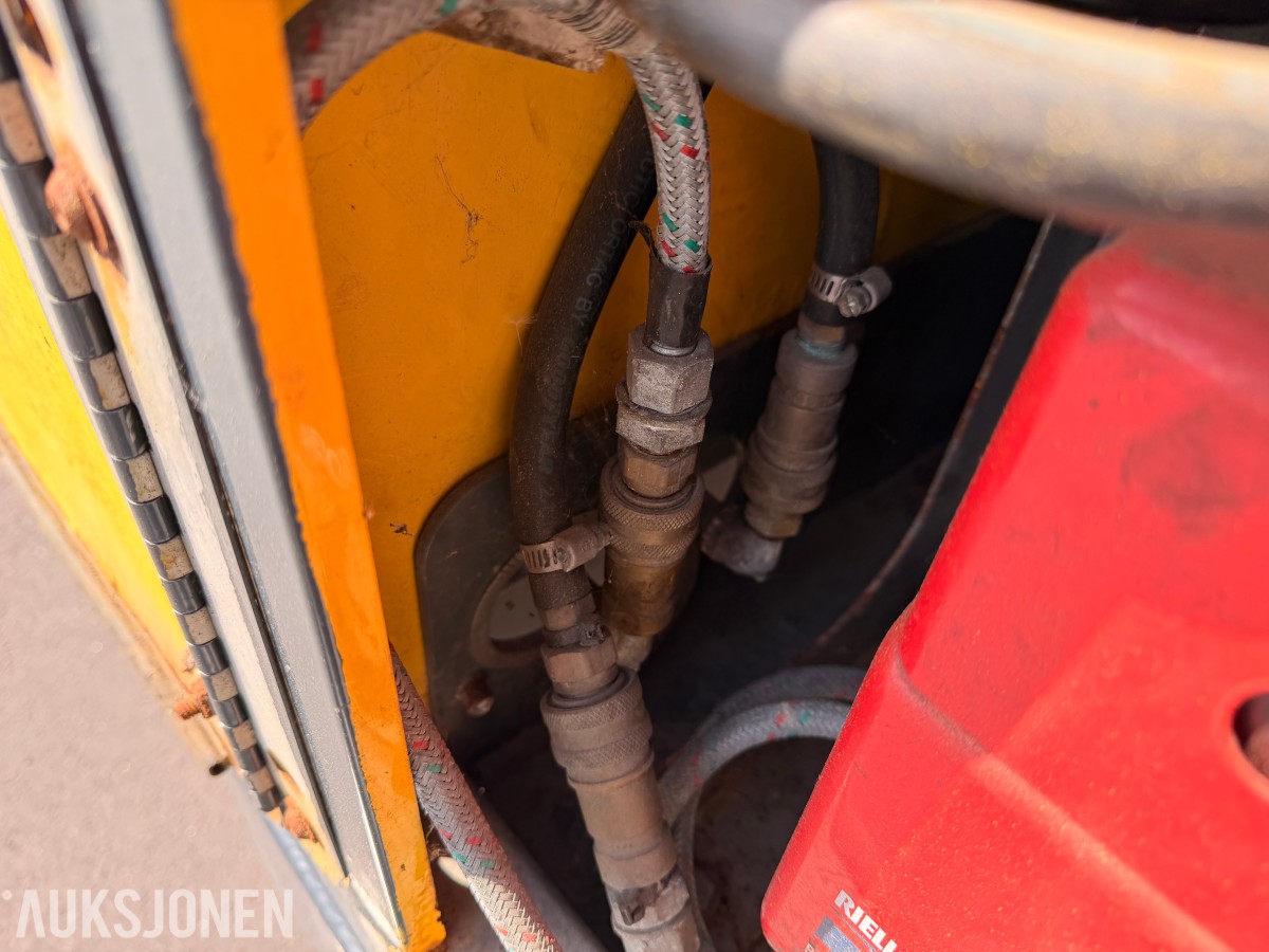 2011 Wacker Neuson HSH350 hydronisk overflatevarmer / teletiner på tilhenger
