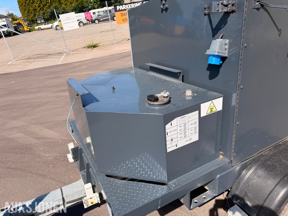 2011 Wacker Neuson HSH350 hydronisk overflatevarmer / teletiner på tilhenger