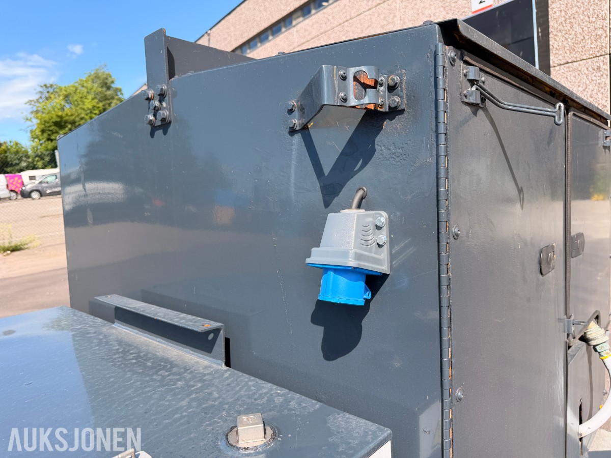 2011 Wacker Neuson HSH350 hydronisk overflatevarmer / teletiner på tilhenger