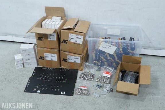 Stort parti automasjons og pneumatikkomponenter - ca 224 stk ACL Italy magnetventiler