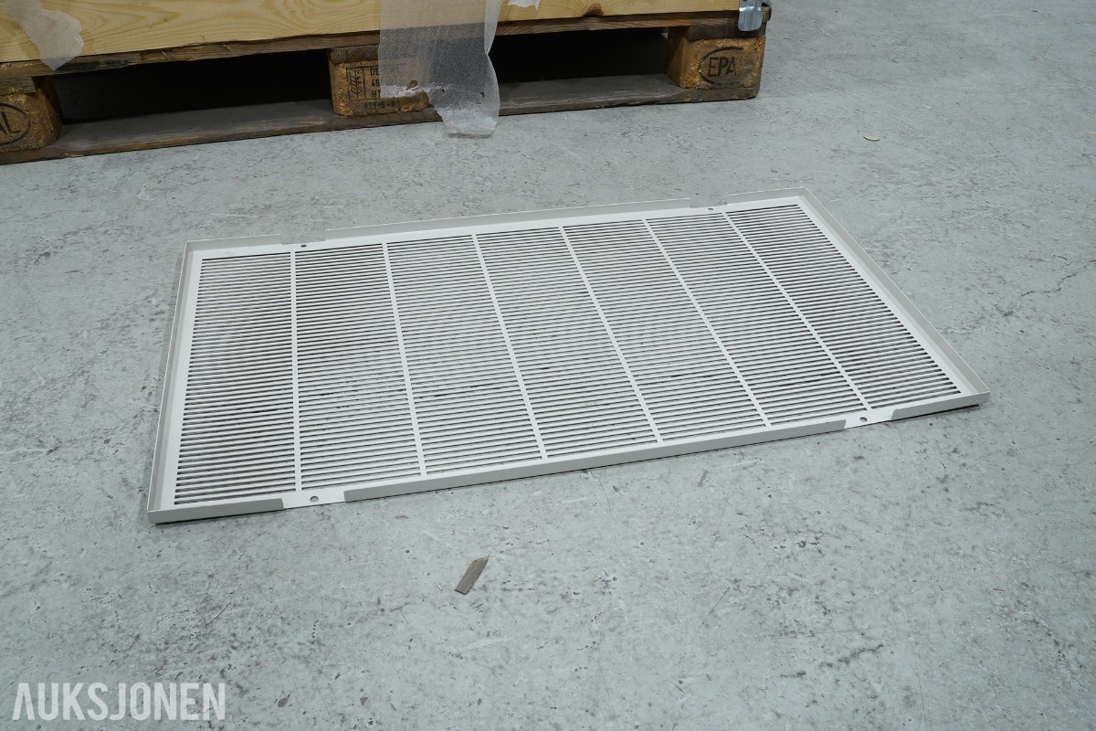 Parti med Plater/hyller/rister