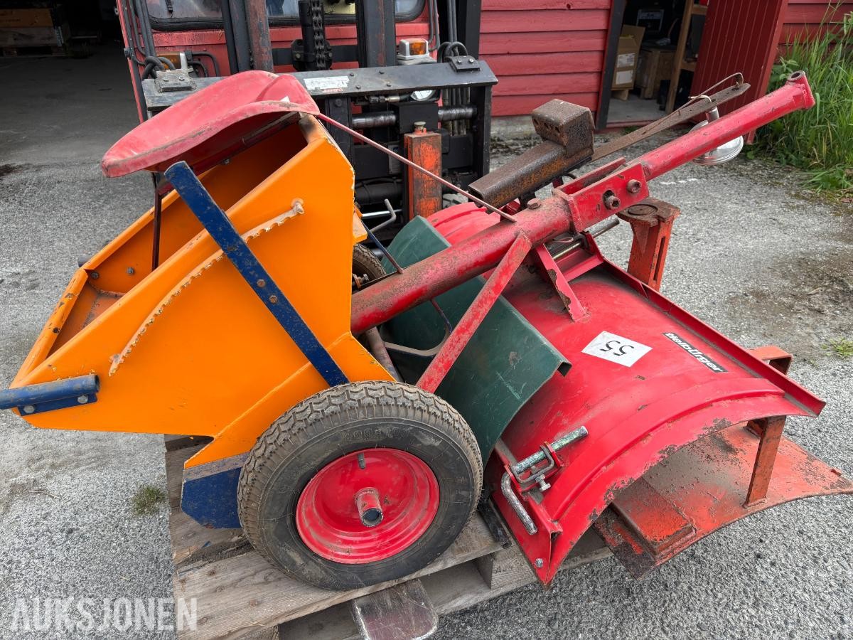 3 stk snøskjær og 1 stk sandspreder