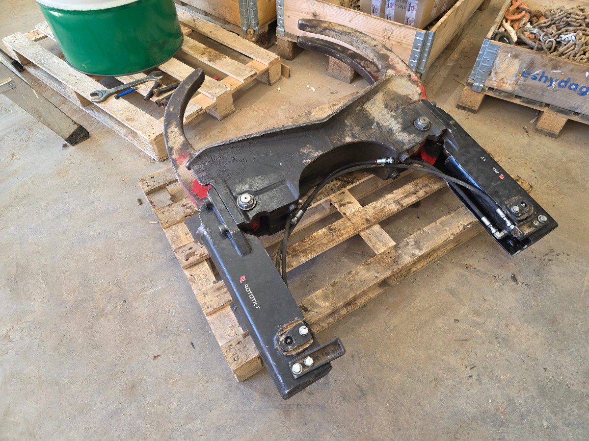 Rototilt gripekasse R8 