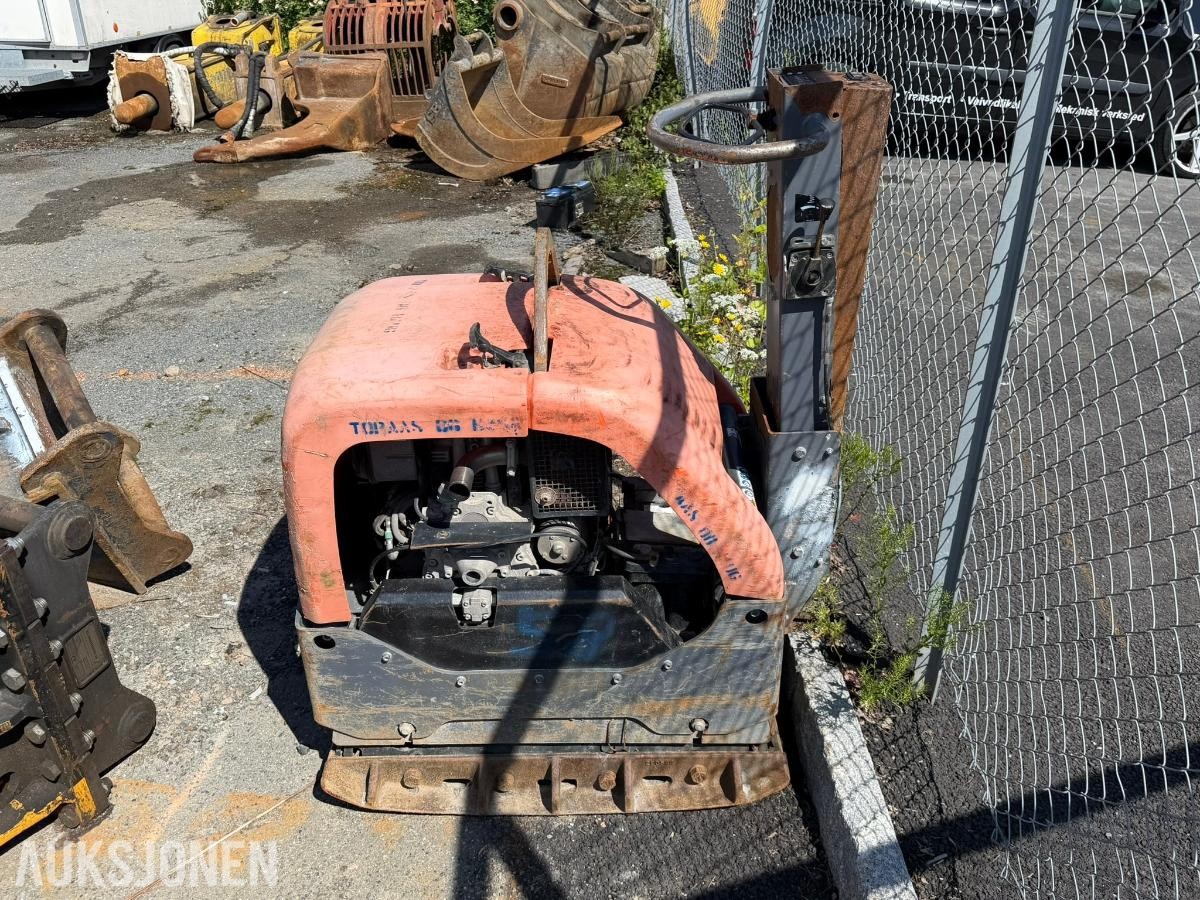 2018 Husqvarna LG504 reversibel vibroplate