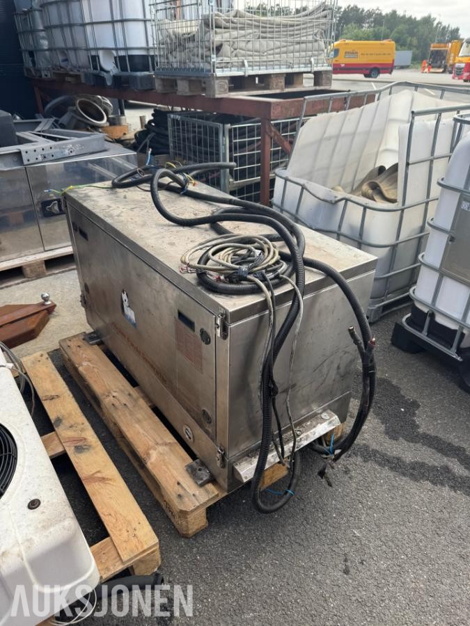 2005 Fisher Panda Strømaggregat P 30 NE PVMV - N