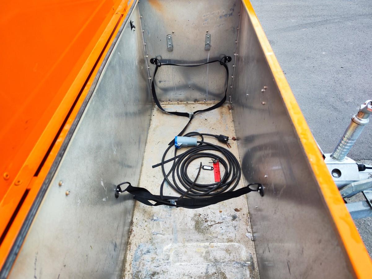 1993 Tysse A 650ULIS skaphenger med takgrind og strømopplegg