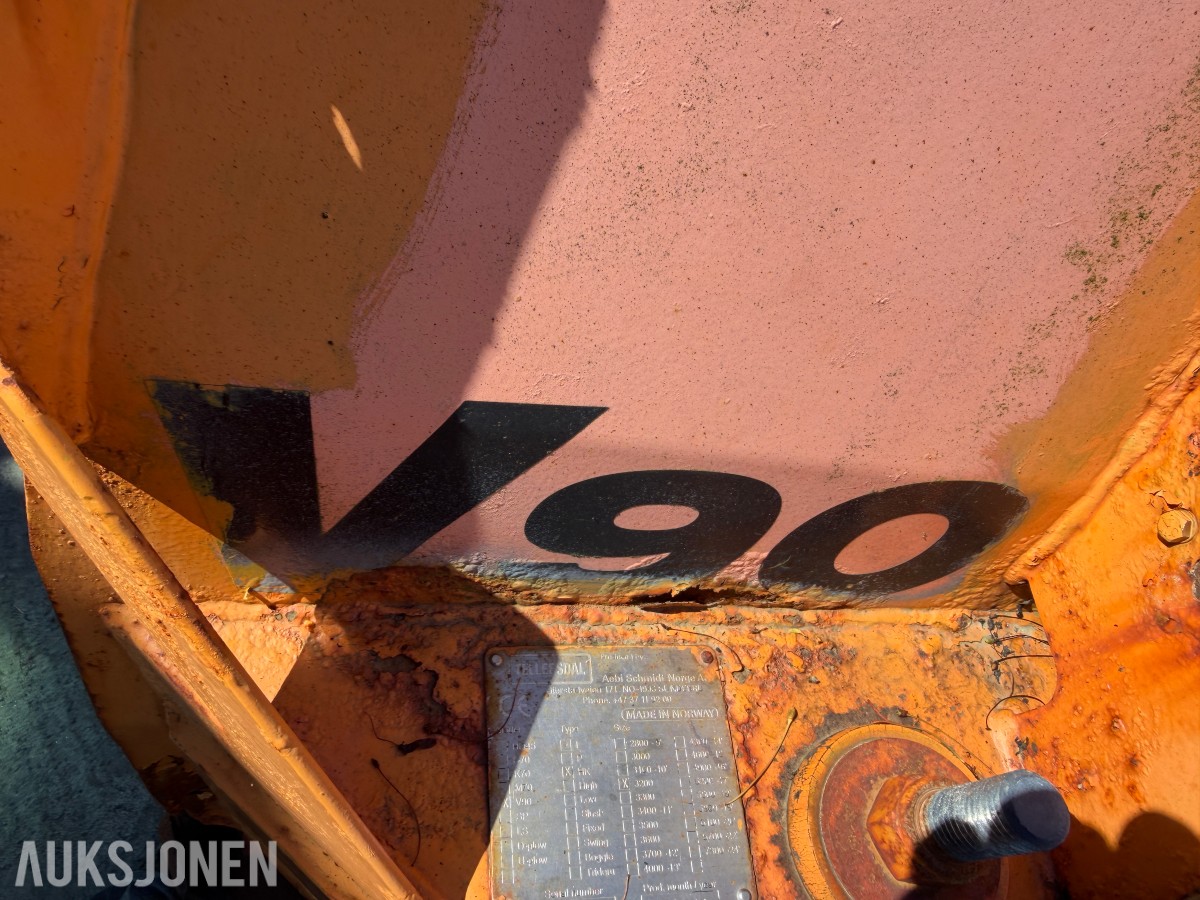 2016 TELLEFSDAL V90 - 320 CM - V-PLOG - TREPUNKTFESTE