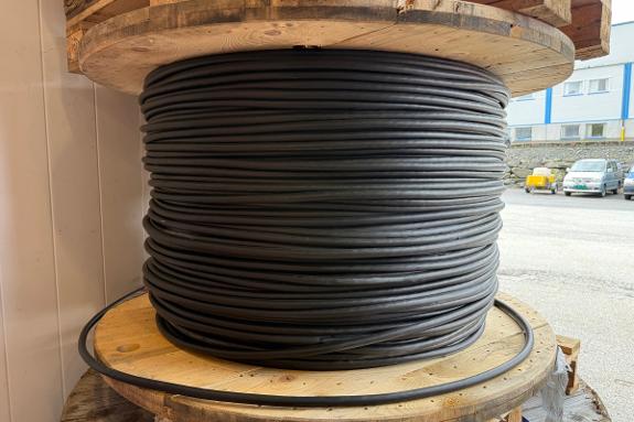 958 meter HELUKABEL HELUDATA PLTC Instrumentkabel – Skjermet flerleder kabel