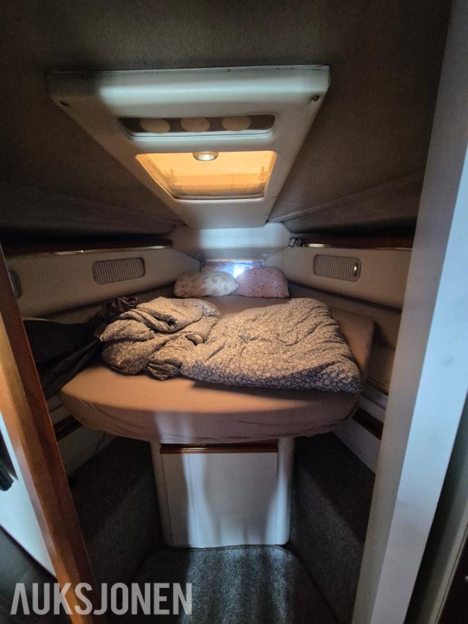 1990 Cruisers 3670 båt med 2 stk yanmar 370hk