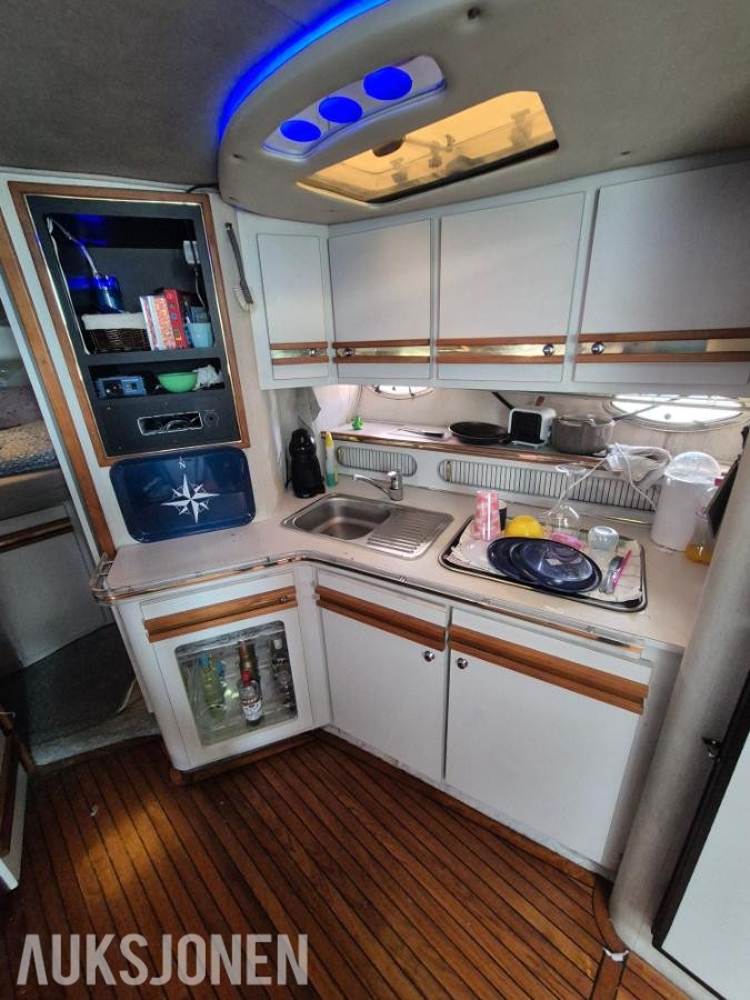 1990 Cruisers 3670 båt med 2 stk yanmar 370hk