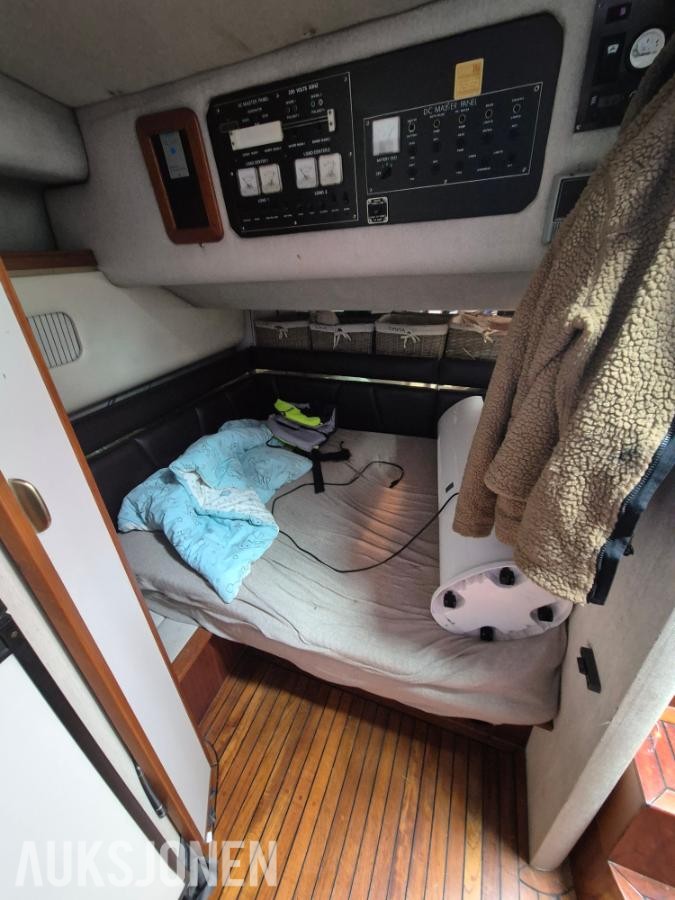 1990 Cruisers 3670 båt med 2 stk yanmar 370hk